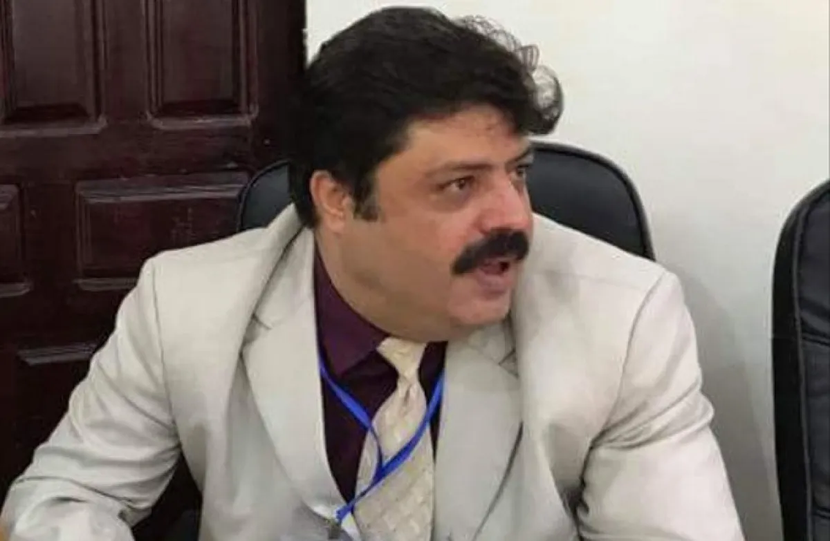 أكاديمي يمني يكشف المعاناة المعيشية الصعبة في مناطق الحوثي قبل رمضان